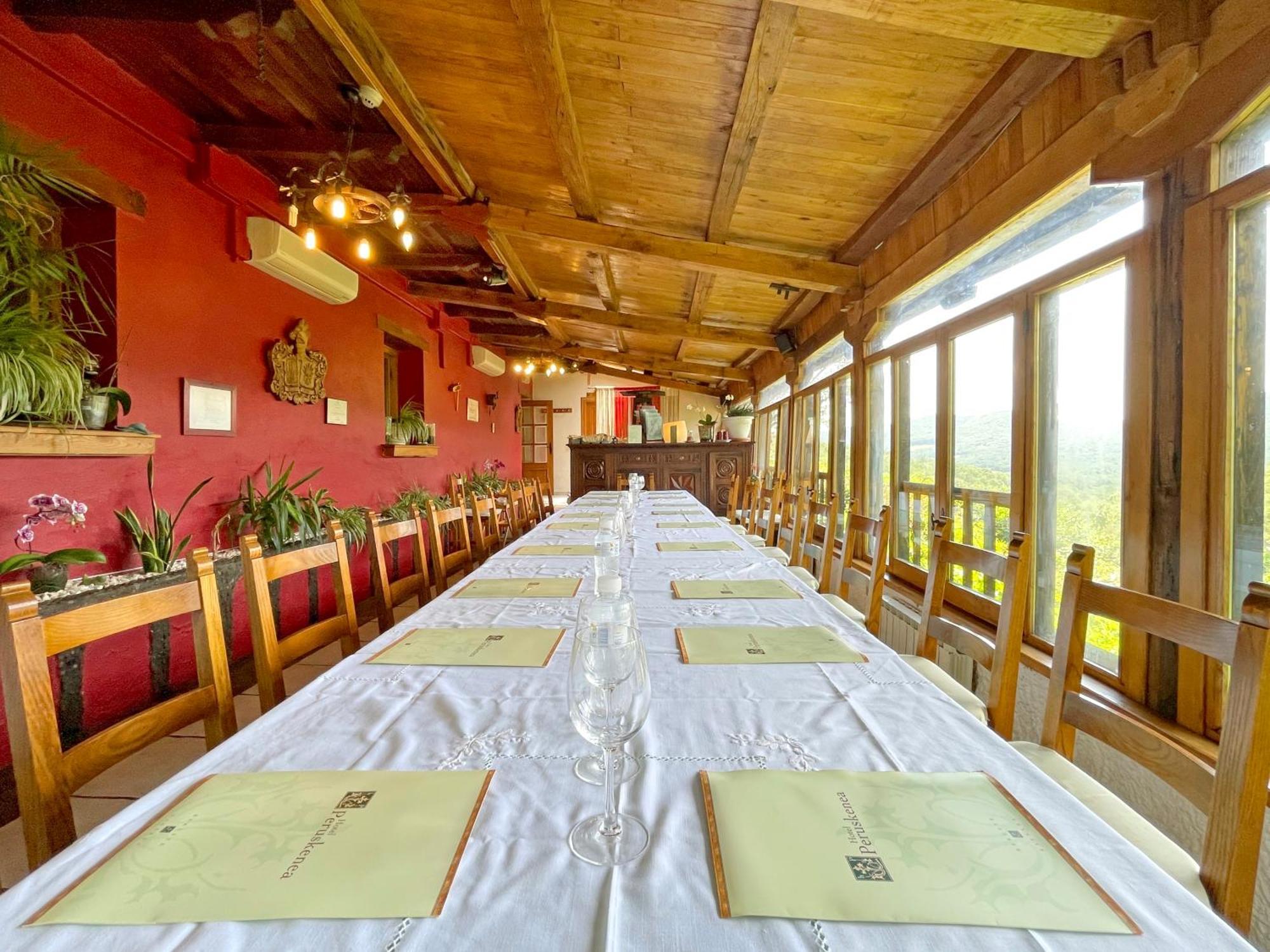 Hotel Peruskenea خاونساراس المظهر الخارجي الصورة