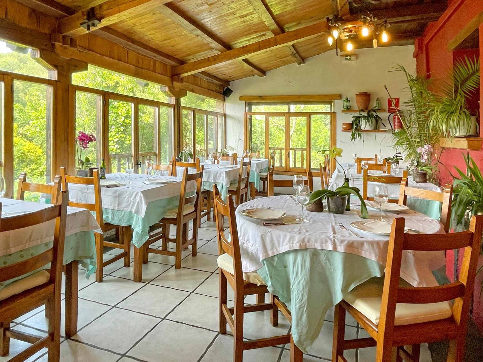 Hotel Peruskenea خاونساراس المظهر الخارجي الصورة