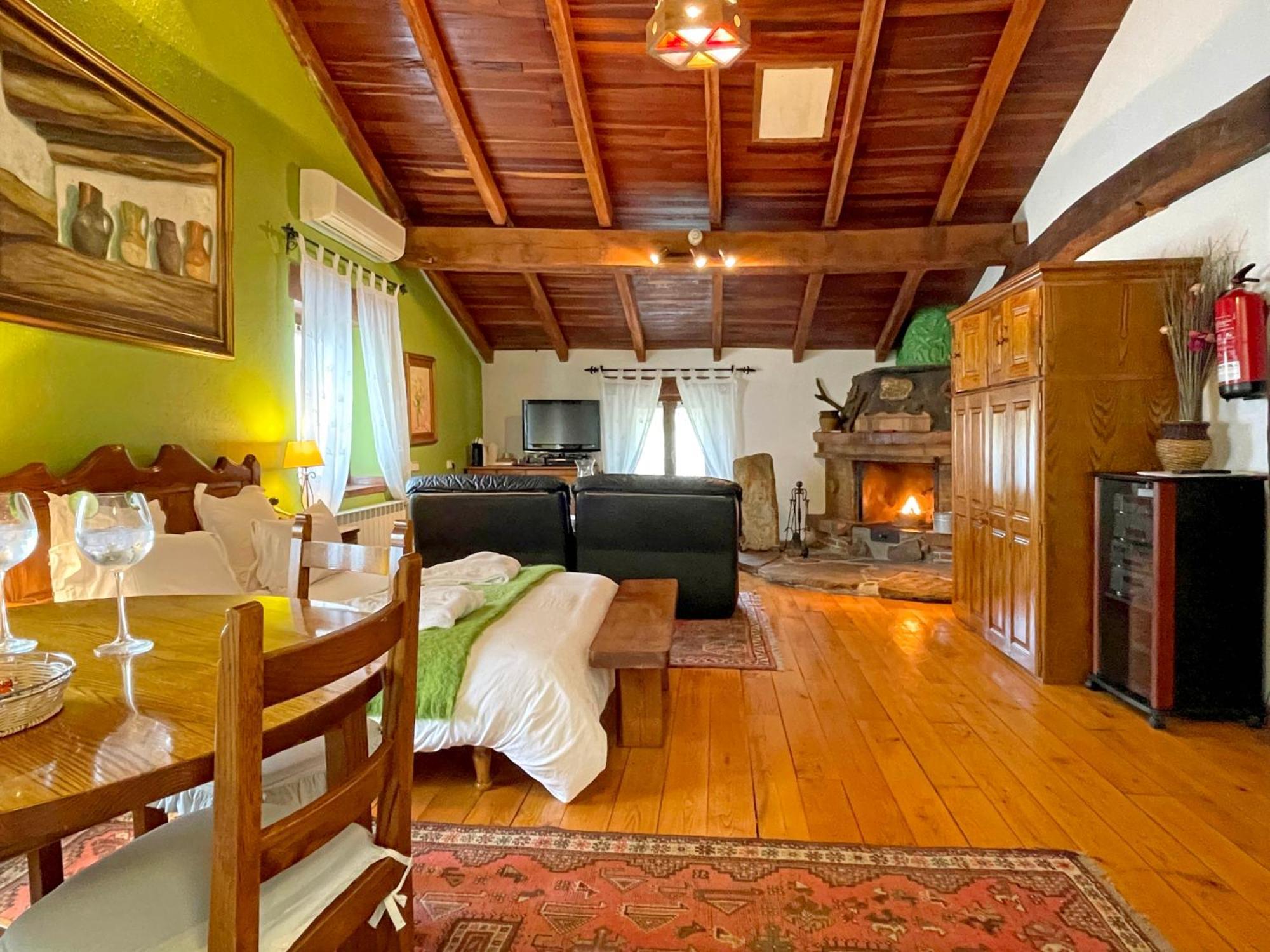 Hotel Peruskenea خاونساراس المظهر الخارجي الصورة